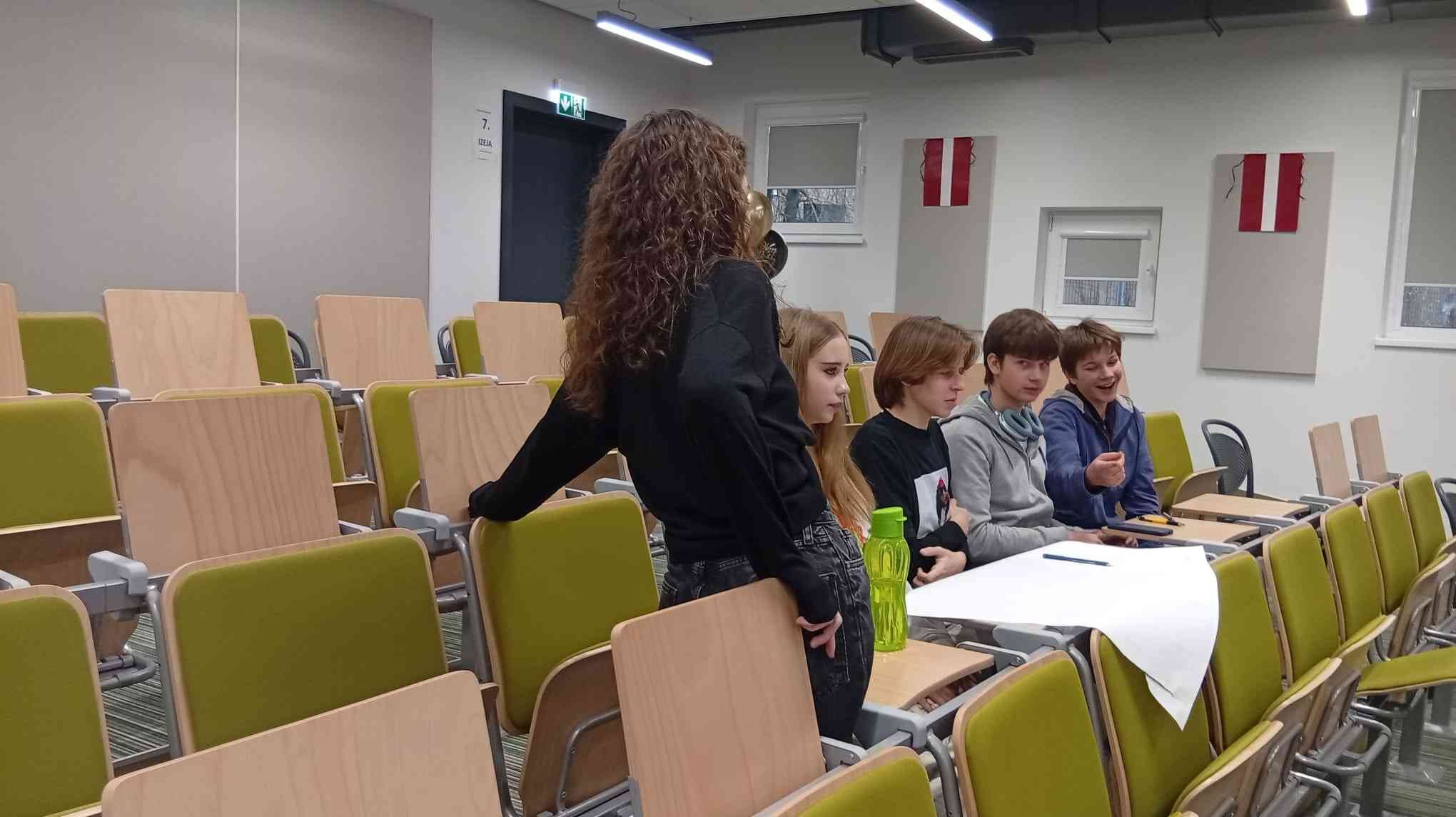 kont5.jpg