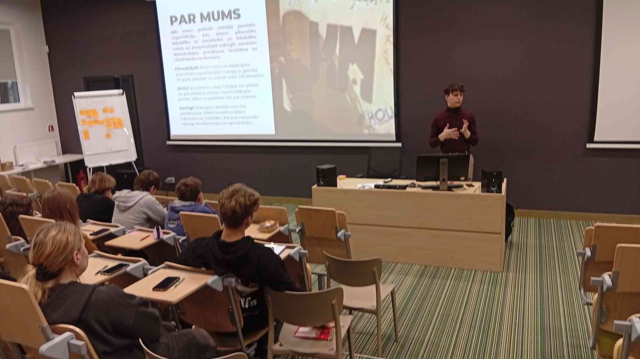 kont7.jpg